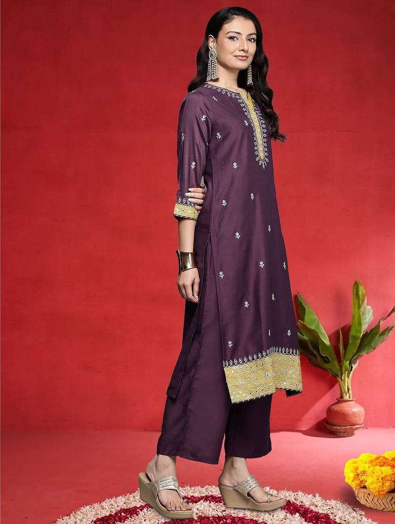 Women Floral Embroidered Regular Sequinned Kurta with Trousers & Dupatta