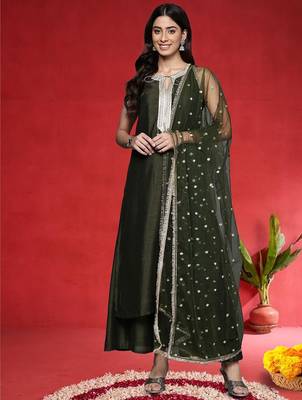 Women Solid Kurta with Palazzo & Dupatta 1