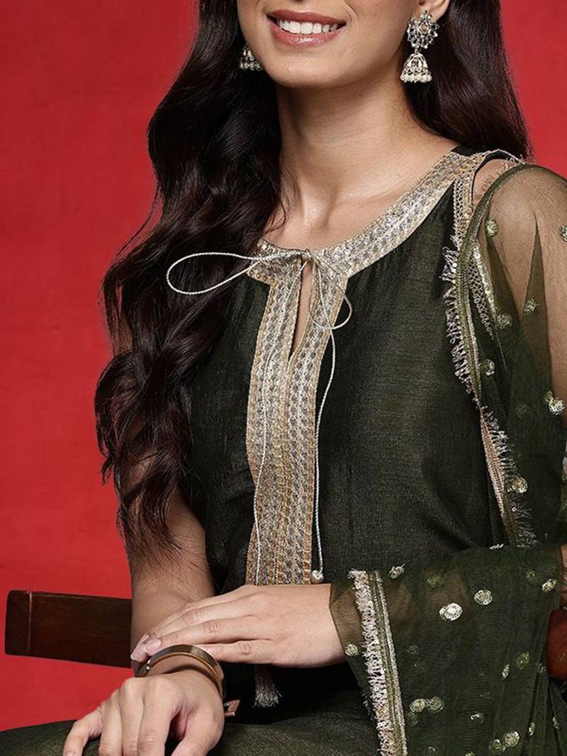Women Solid Kurta with Palazzo & Dupatta
