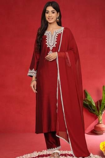 Women Embroidered Regular Thread Work Kurta with Trousers & With Dupatta