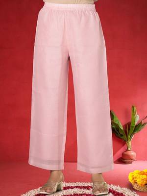 Women Floral Regular Kurta with Trousers & Dupatta 6