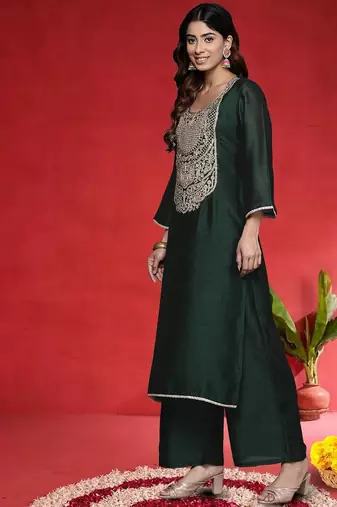 Ethnic Motifs Embroidered Thread Work Straight Kurta With Trousers & Dupatta