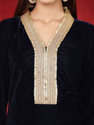 Floral Embroidered Velvet Zari Straight Kurta With Trousers & Dupatta 2