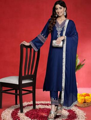 Women Ethnic Motifs Embroidered Kurta with Trouser & Dupatta 6