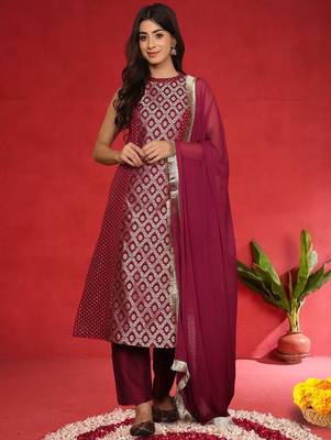 Women Ethnic Motifs Woven Design Kurta with Trouser & Dupatta 1