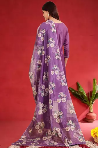Women Floral Embroidered Kurta with Trouser & Dupatta
