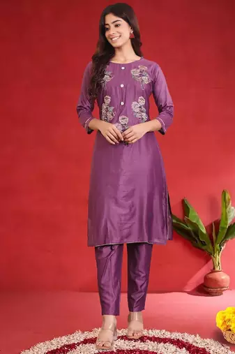 Women Floral Embroidered Kurta with Trouser & Dupatta