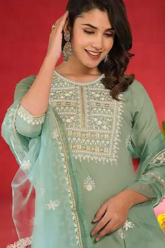 Women Ethnic Motifs Embroidered Kurta with Trouser & Dupatta