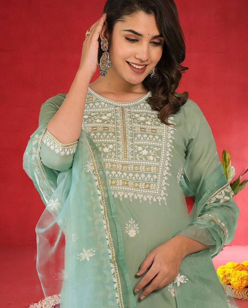 Women Ethnic Motifs Embroidered Kurta with Trouser & Dupatta