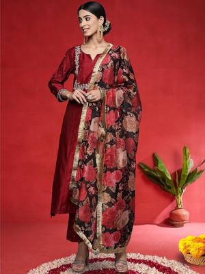 Women Floral Embroidered Kurta with Trouser & Dupatta 1
