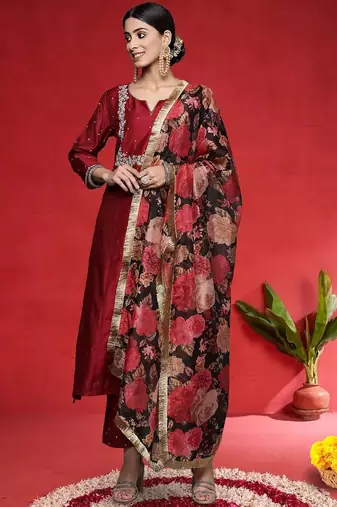 Women Floral Embroidered Kurta with Trouser & Dupatta