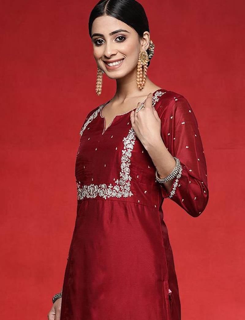 Women Floral Embroidered Kurta with Trouser & Dupatta