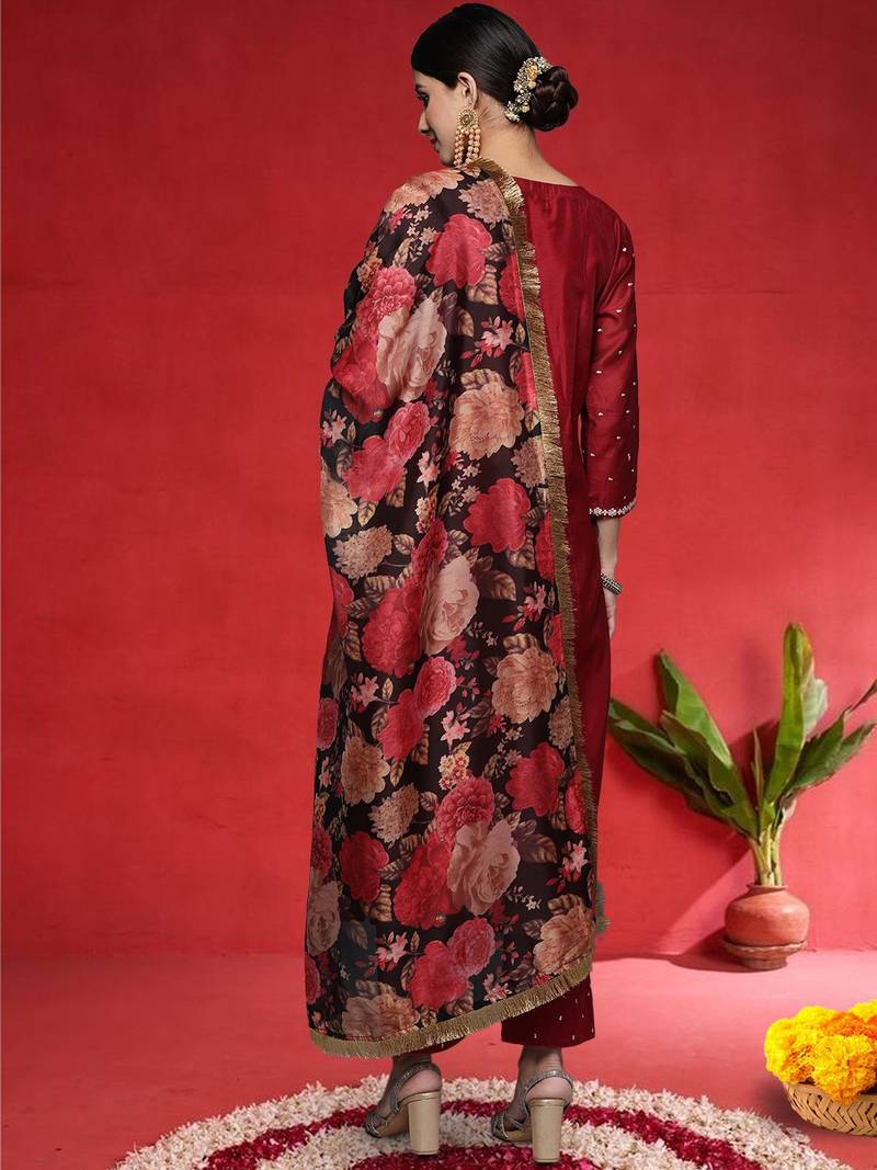 Women Floral Embroidered Kurta with Trouser & Dupatta