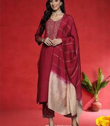 Ethnic Motifs Embroidered V-Neck Zari Straight Kurta With Trousers & Dupatta