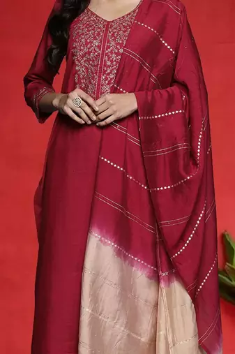 Ethnic Motifs Embroidered V-Neck Zari Straight Kurta With Trousers & Dupatta