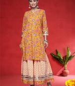 Women Floral Printed Regular Pure Cotton Kurti with Sharara