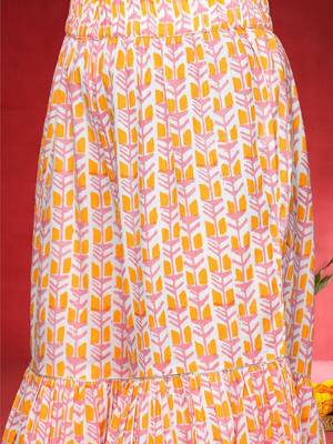 Women Floral Printed Regular Pure Cotton Kurti with Sharara 3