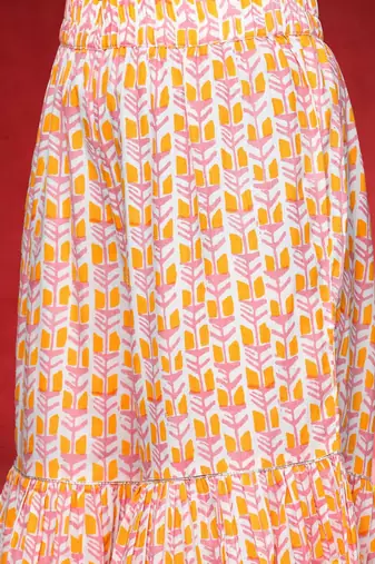 Women Floral Printed Regular Pure Cotton Kurti with Sharara
