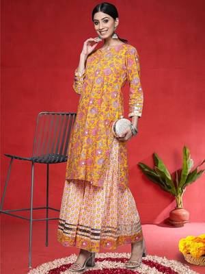 Women Floral Printed Regular Pure Cotton Kurti with Sharara 5