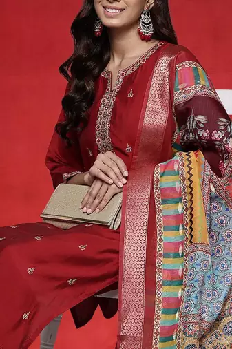 Floral Embroidered Notch Neck Mirror Work Straight Kurta With Trouser And Dupatta
