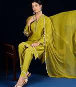 Women Solid Kurta with Trousers & Dupatta