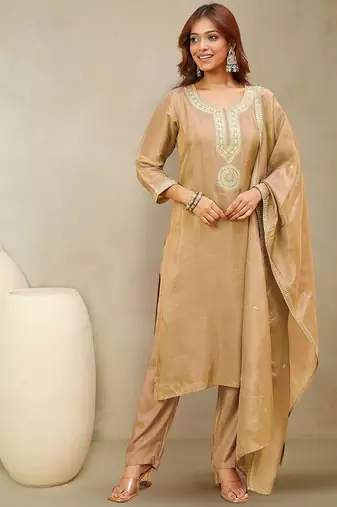 Women Solid Kurta with Pyjama & Dupatta