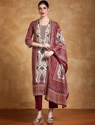 Women Ethnic Motifs Printed Cotton Kurta with Trouser & Dupatta 1