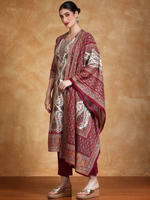 Women Ethnic Motifs Printed Cotton Kurta with Trouser & Dupatta 4