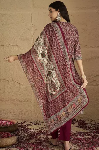 Women Printed Pure Cotton Kurta with Trousers & Dupatta