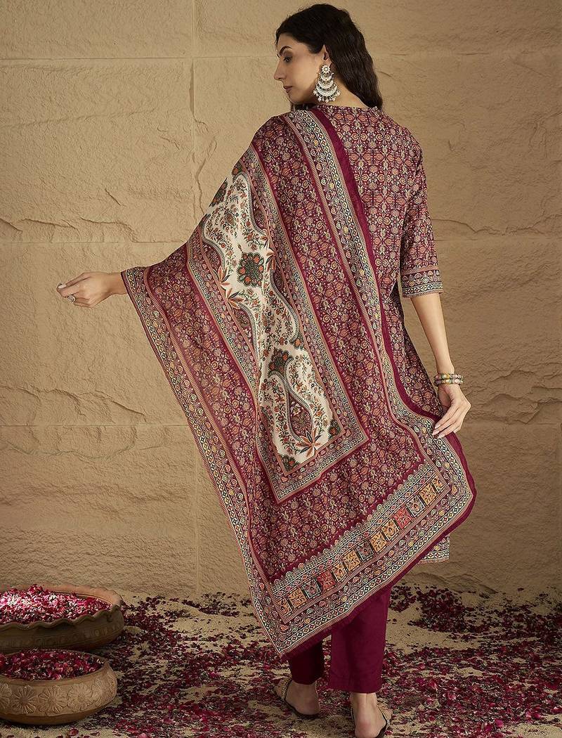 Women Printed Pure Cotton Kurta with Trousers & Dupatta