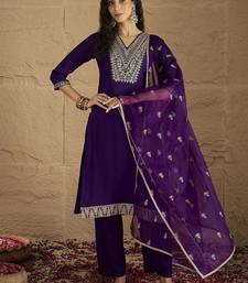 Floral Yoke Design V-Neck Straight Kurta With Trousers And Dupatta