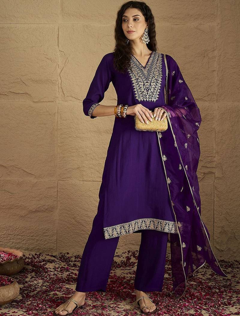 Floral Yoke Design V-Neck Straight Kurta With Trousers And Dupatta