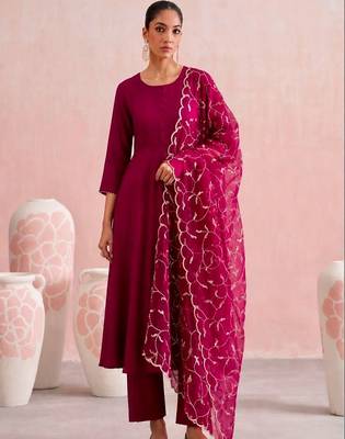 Women Anarkali Kurta with Trousers & Dupatta 1