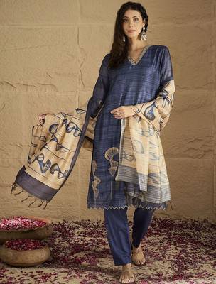 Floral Printed Beads And Stones Chanderi Cotton Kurta With Trousers & Dupatta 1