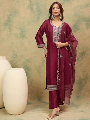 Yoke Design Ethnic Motifs Straight Kurta With Trousers & Dupatta 1