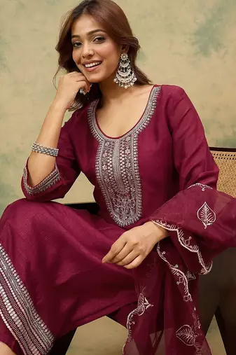 Yoke Design Ethnic Motifs Straight Kurta With Trousers & Dupatta