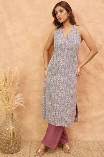 Women Regular Kurta with Trousers