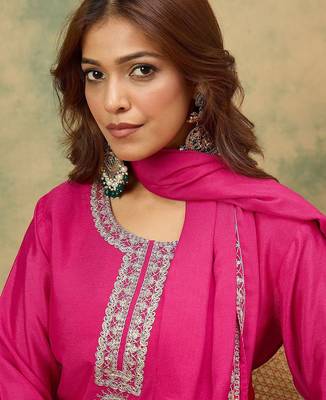 Women Ethnic Motifs Yoke Design Regular Kurta With Sharara & Dupatta 2