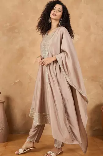 Yoke Design Straight Kurta With Trousers & Dupatta
