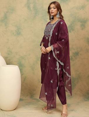Yoke or Border Embroidered Zari Straight Kurta With Trousers & Dupatta 4