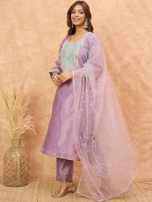 Women Ethnic Motifs Yoke Design Zari Kurta with Trousers & Dupatta 7