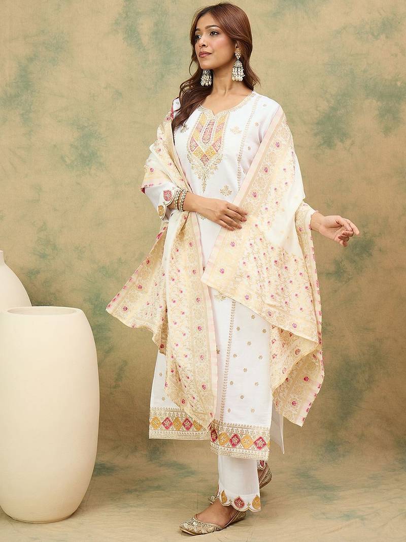 Floral Yoke Design Notch Neck Thread Work Straight Kurta With Trousers & Dupatta