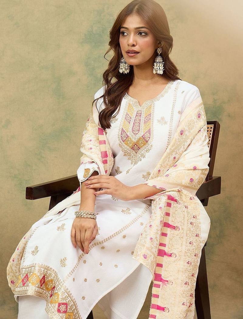 Floral Yoke Design Notch Neck Thread Work Straight Kurta With Trousers & Dupatta