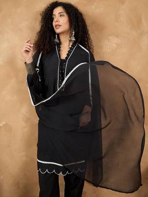 Women Solid Kurta with Pyjama & Dupatta 7