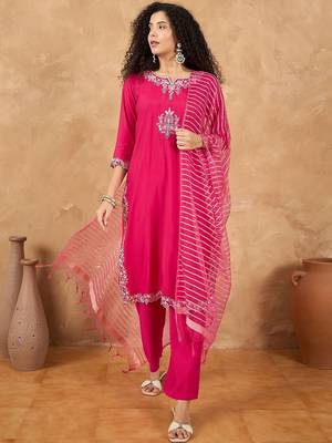 Women Ethnic Motifs Embroidered Kurta with Trouser & Dupatta 1