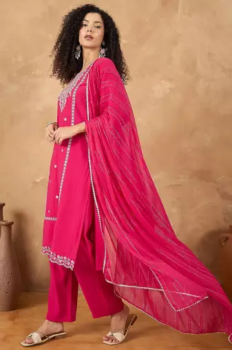 Floral Embroidered Thread Work Straight Kurta With Trousers & Dupatta