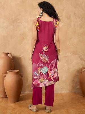 Spaghetti Tie Up Strap Floral Kurta with Trousers 6
