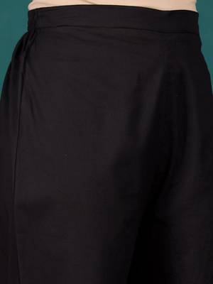 Floral Printed V-Neck Pure Cotton Straight Kurta With Trousers & Dupatta 3