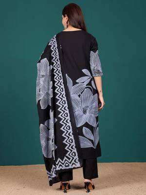 Floral Printed V-Neck Pure Cotton Straight Kurta With Trousers & Dupatta 6