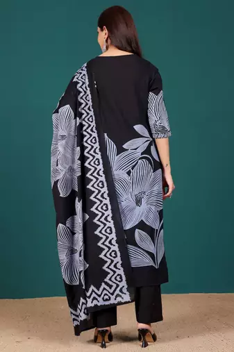 Floral Printed V-Neck Pure Cotton Straight Kurta With Trousers & Dupatta